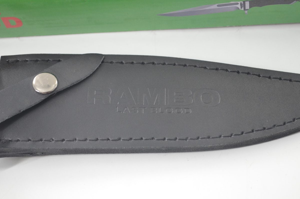 Rambo V Last Blood Heartstopper MK-8 Collectible Replica Knife - detail view 5