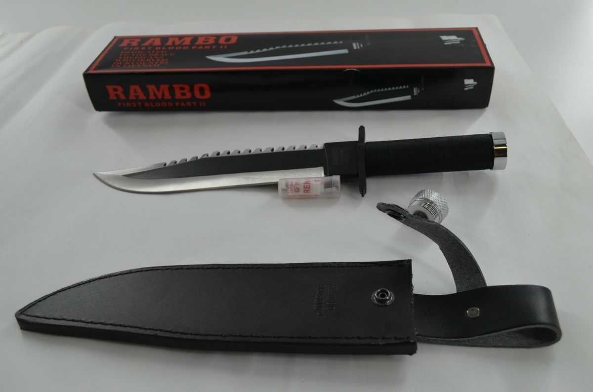 Rambo First Blood Part Two Collectible Replica Knife - detail view 5