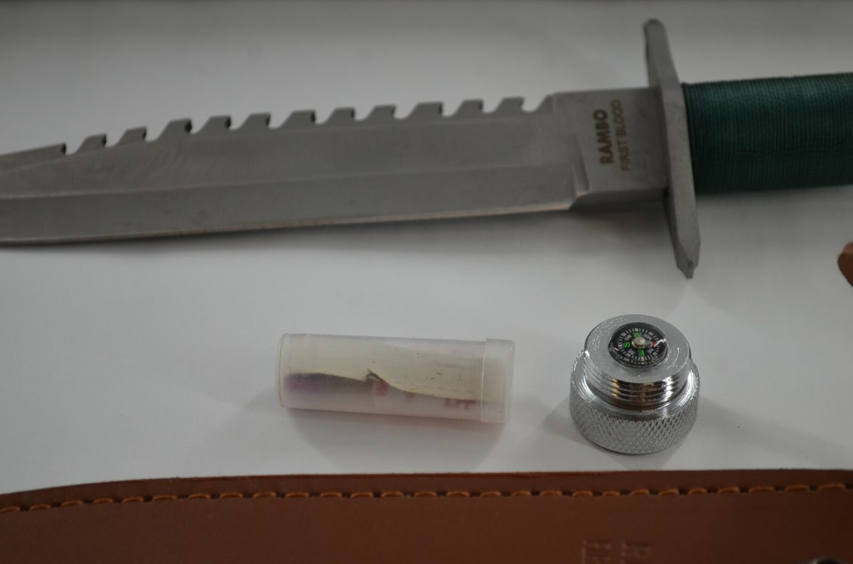Rambo First Blood Part One Collectible Replica Knife - detail view 7