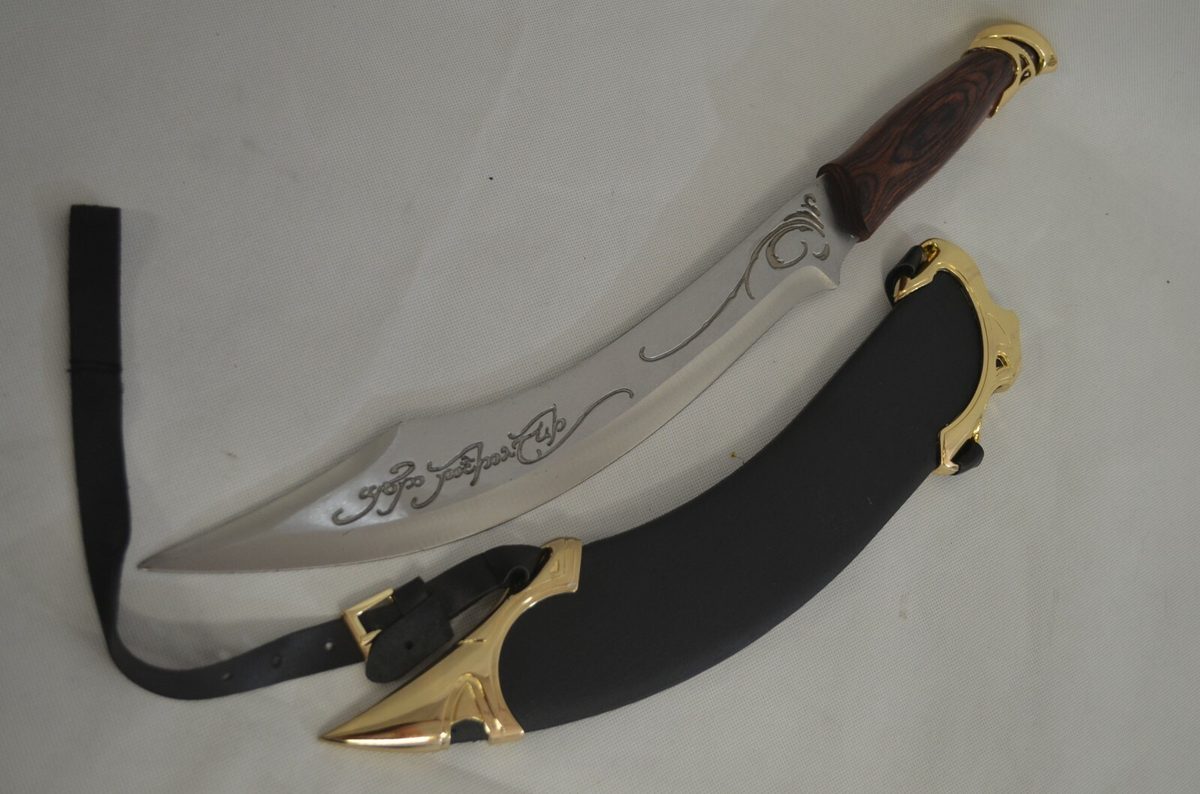 Lord of the Rings Elven Dagger of Strider Aragorn Leather Scabbard Wall Plaque - detail view 4