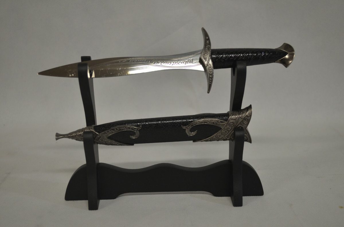 Sting,sword of Frodo Bilbo Lord of the Rings Letter Opener Wood Stand Display - detail view 4