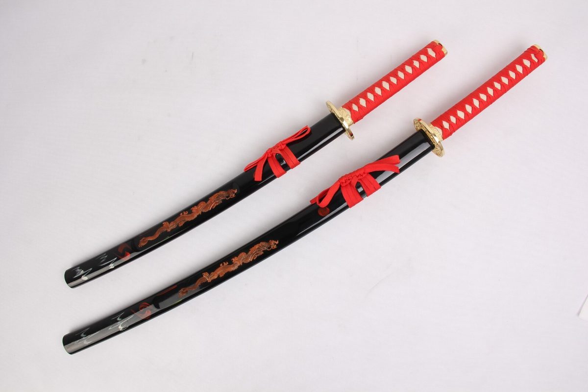 Set of 2 — Japanese Traditional Dragon Katana Wakizashi Red - detail view 5