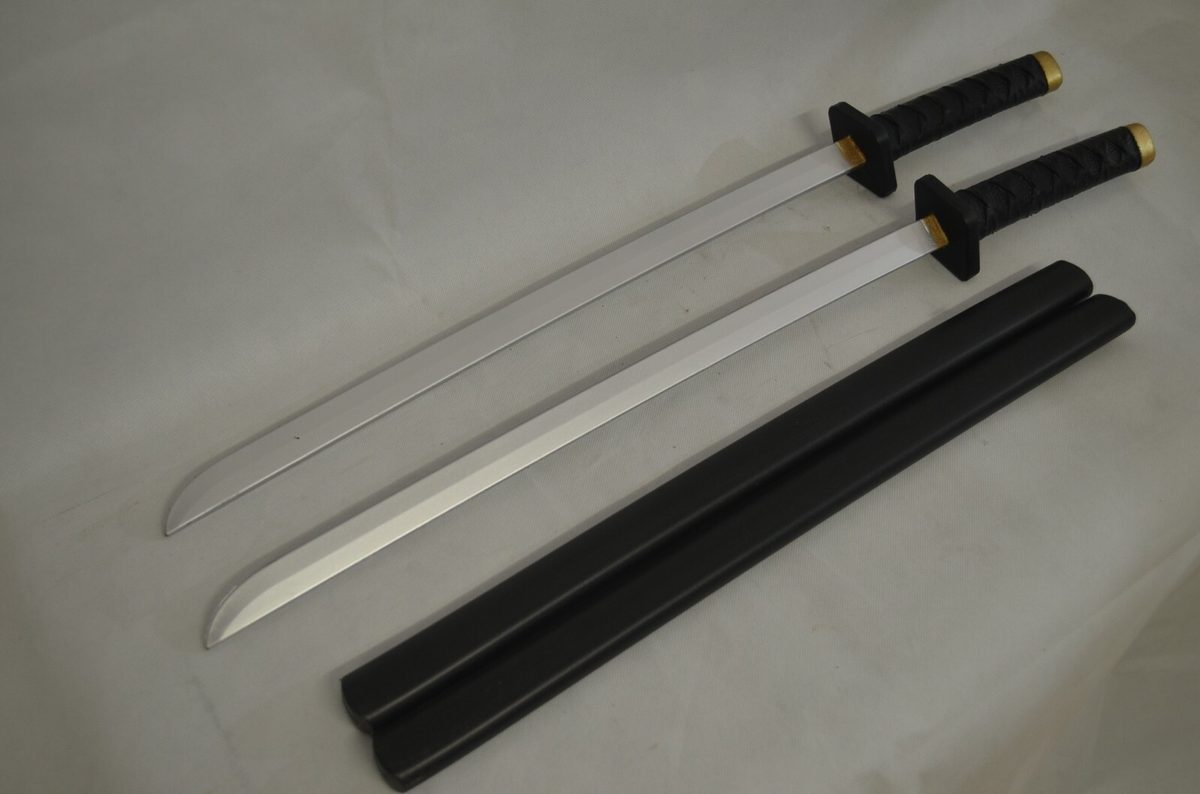 Set of 2 — PU Foam Japanese Katana Sword with Sheath for Kids - detail view 2