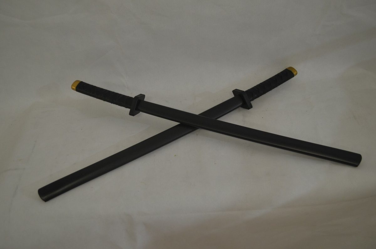 Set of 2 — PU Foam Japanese Katana Sword with Sheath for Kids - detail view 5