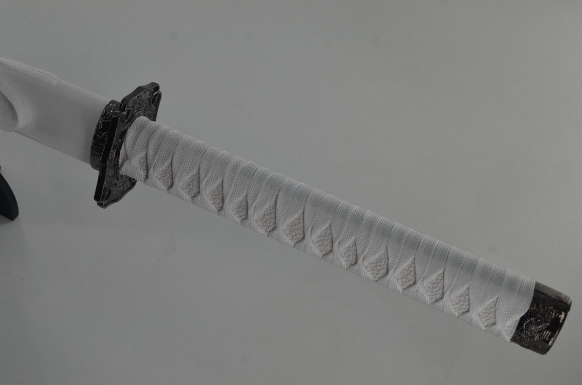 41" White Dragon Sword Katana Cosplay & Stand - detail view 3