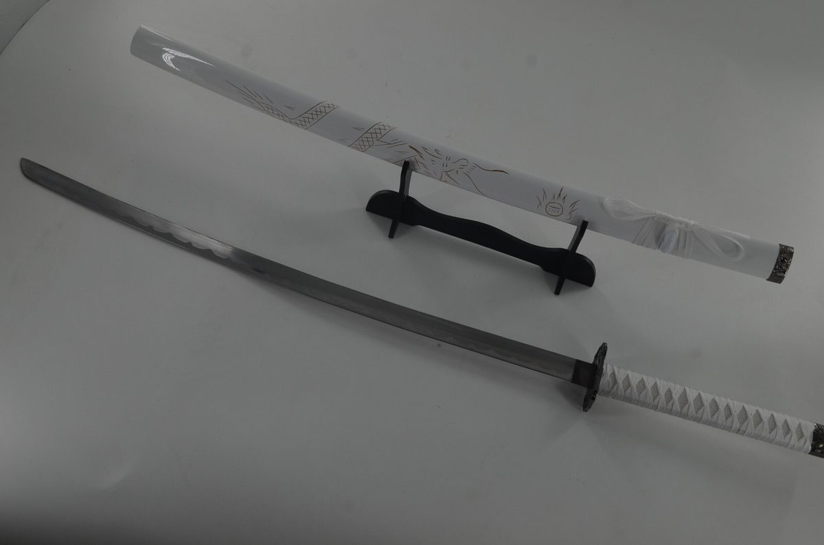 41" White Dragon Sword Katana Cosplay & Stand - detail view 7