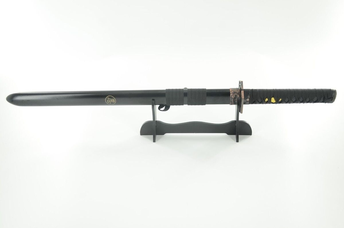 Japanese Traditional Straight Wakizashi - detail view 2