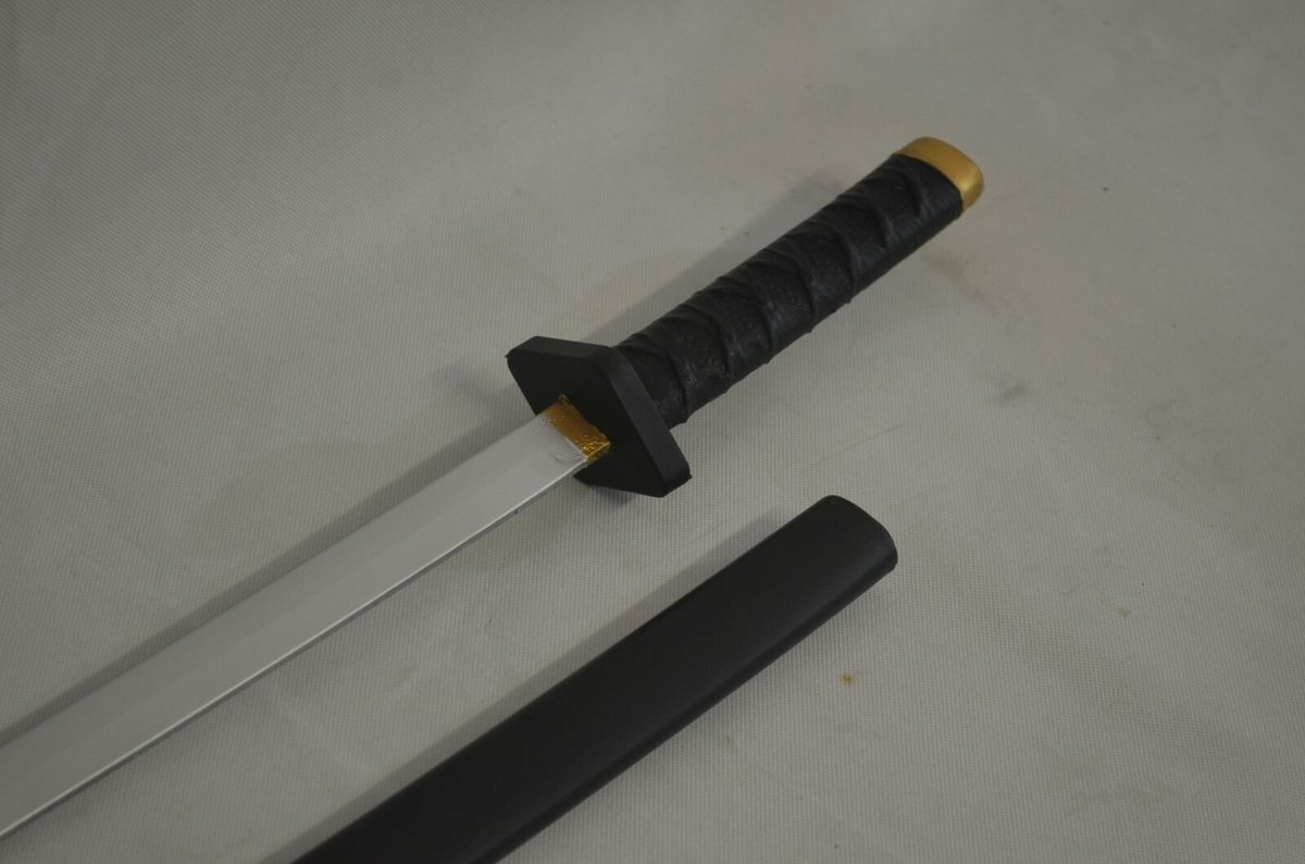 PU Foam Japanese Katana Sword with Sheath for Kids - detail view 2