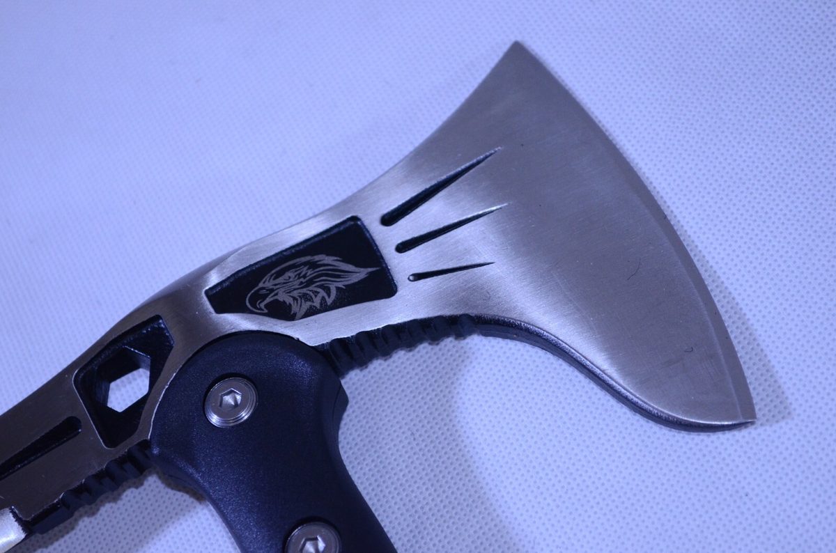 Eagle Hatchet & Axe Set — Collectible Display Piece - detail view 4