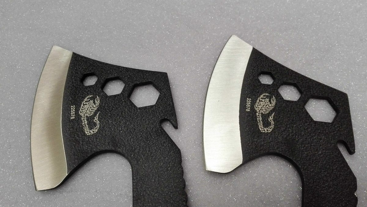 Set of 2 — Scorpion Throwing Axes — Collectible Display Set - detail view 3