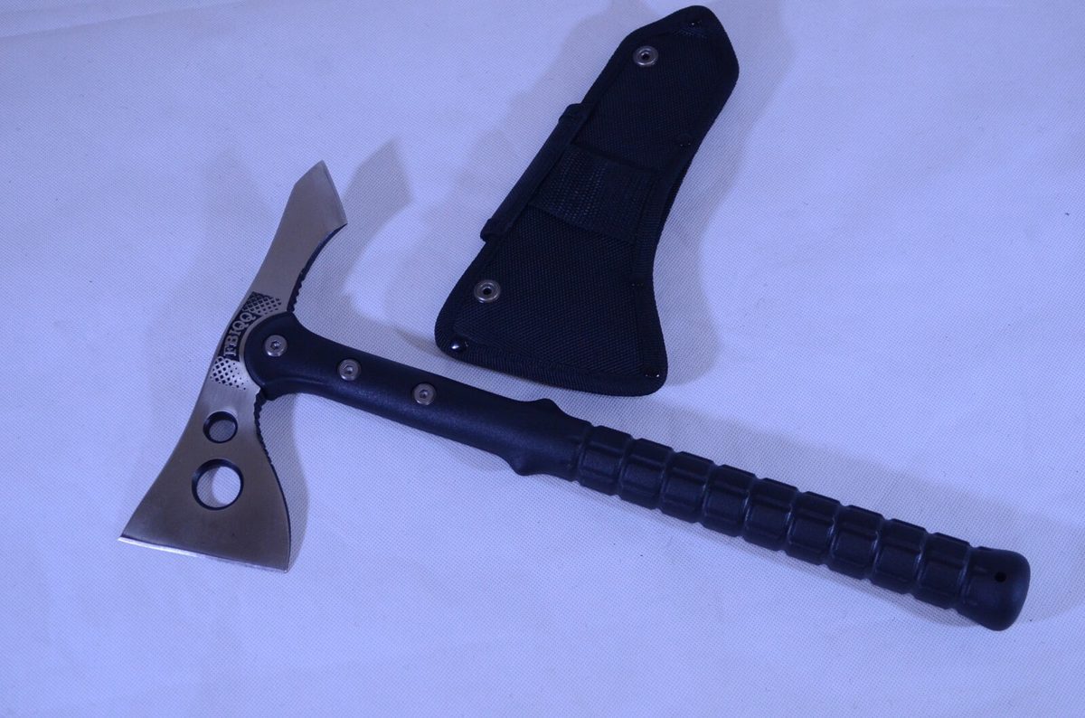 FBIQQ Tomahawk Axe, Flat-Head — Collectible Display Piece - detail view 2