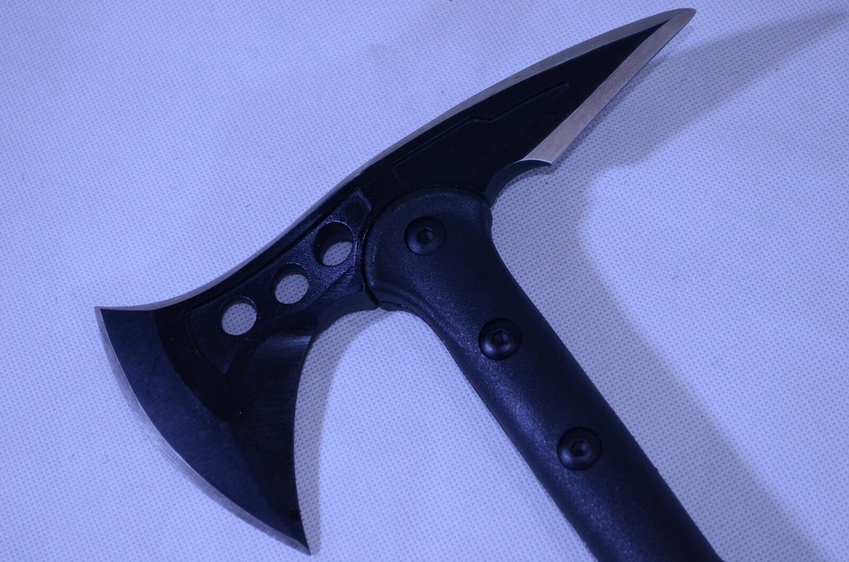 FBIQQ Tomahawk Axe, Curved-Blade — Collectible Display Piece - detail view 2