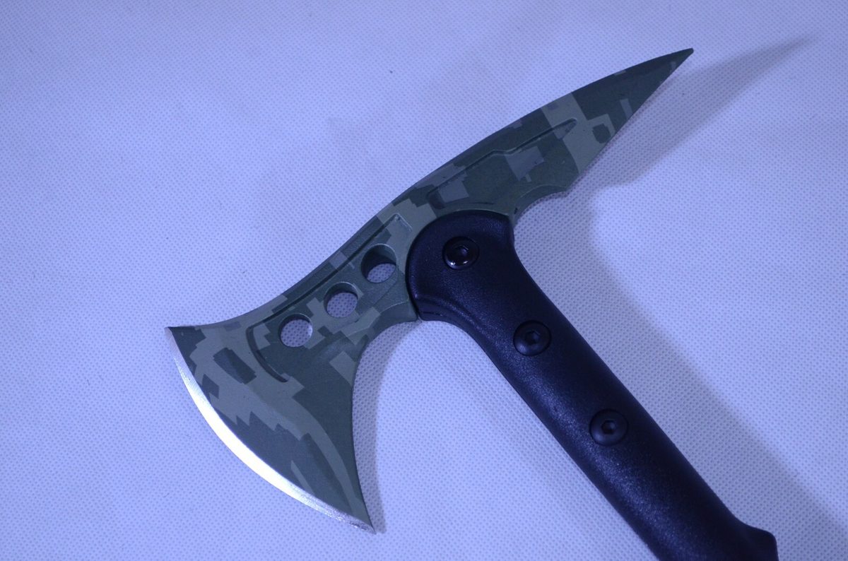 FBIQQ Tomahawk Axe, Curved-Blade — Collectible Display Piece - detail view 5