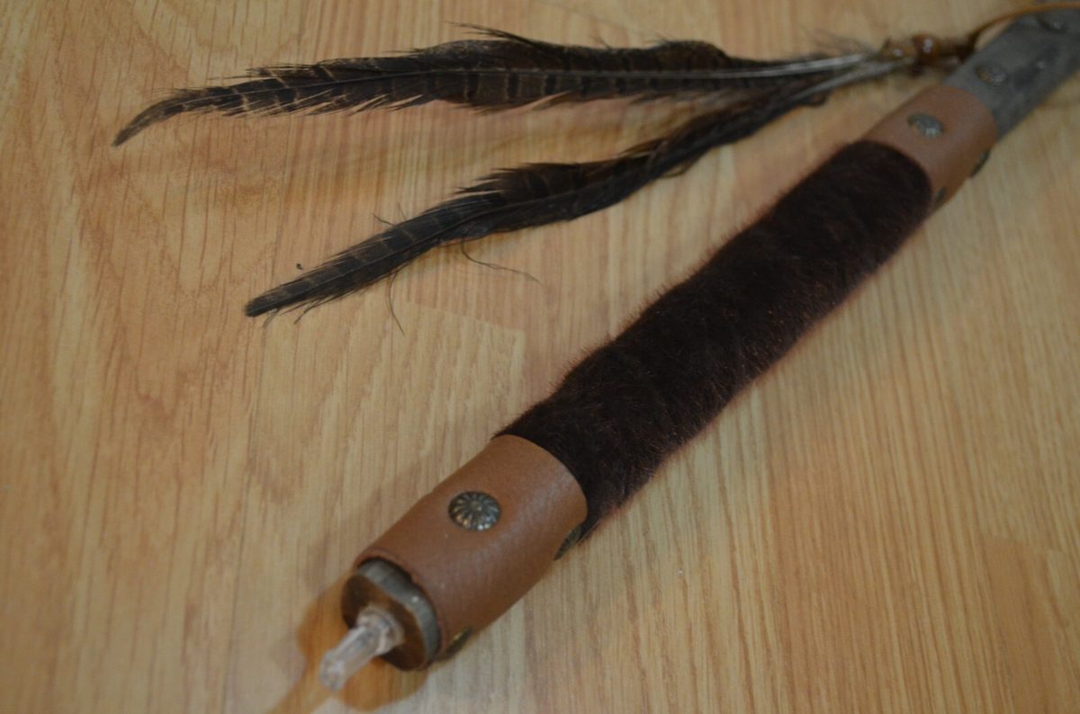 Fantasy Native American Tomahawk Hatchet — Display Replica Pipe - detail view 5