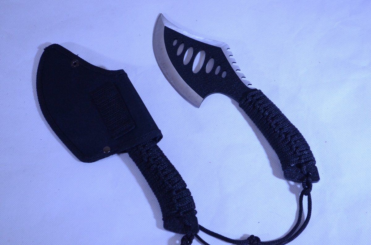 Collectible Throwing Axe — Display Piece - detail view 6