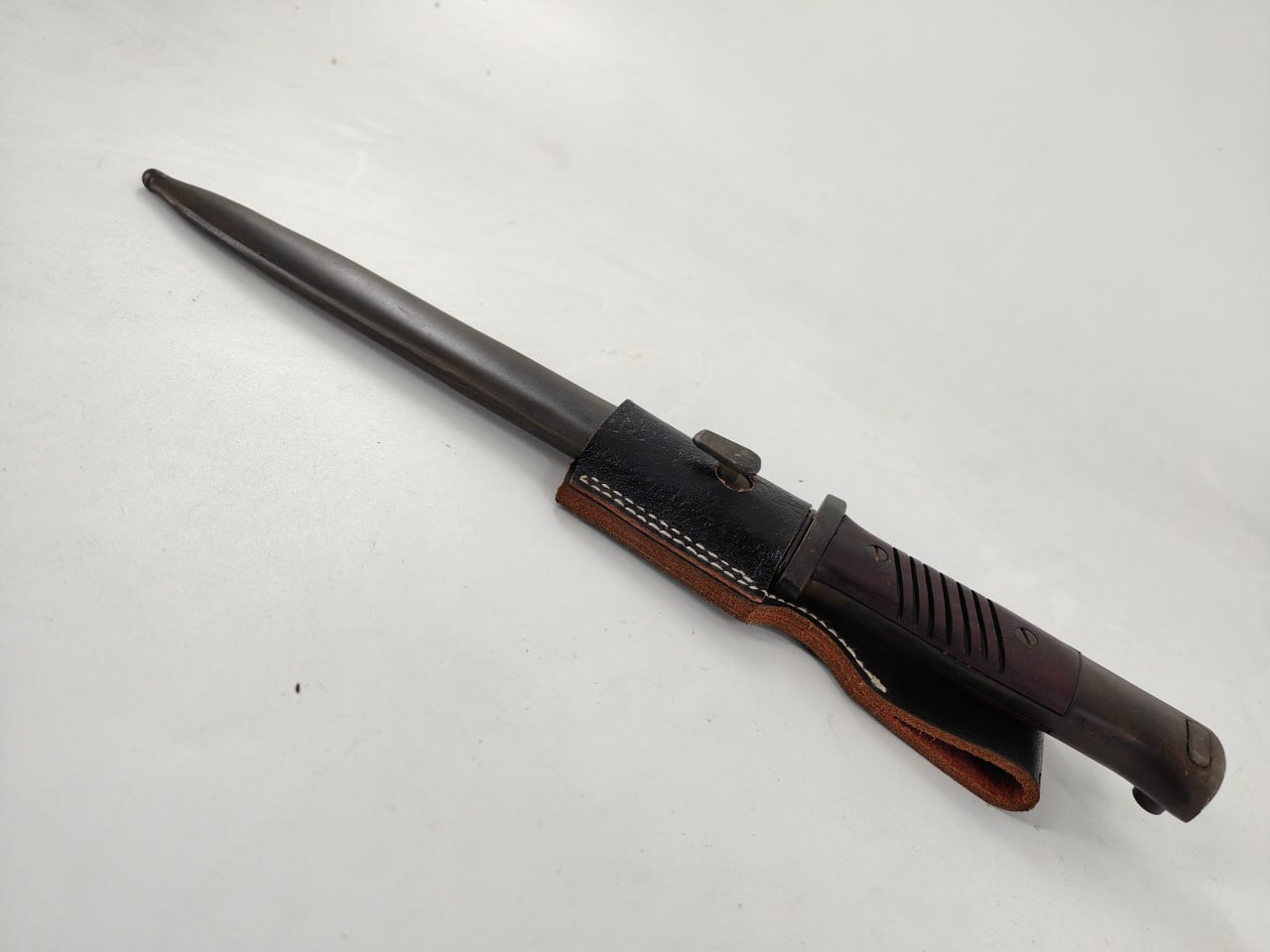WWII-Style German K98 Bayonet — Reproduction - detail view 4