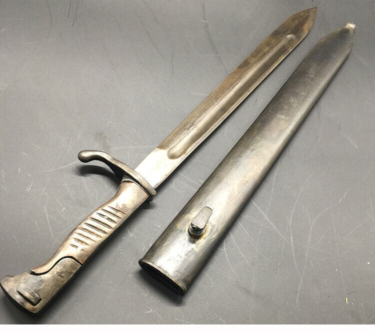 WWI/WWII-Style German Butcher Blade Bayonet