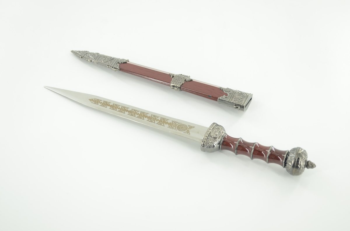 Gladiator Sword Roman Dagger - detail view 3