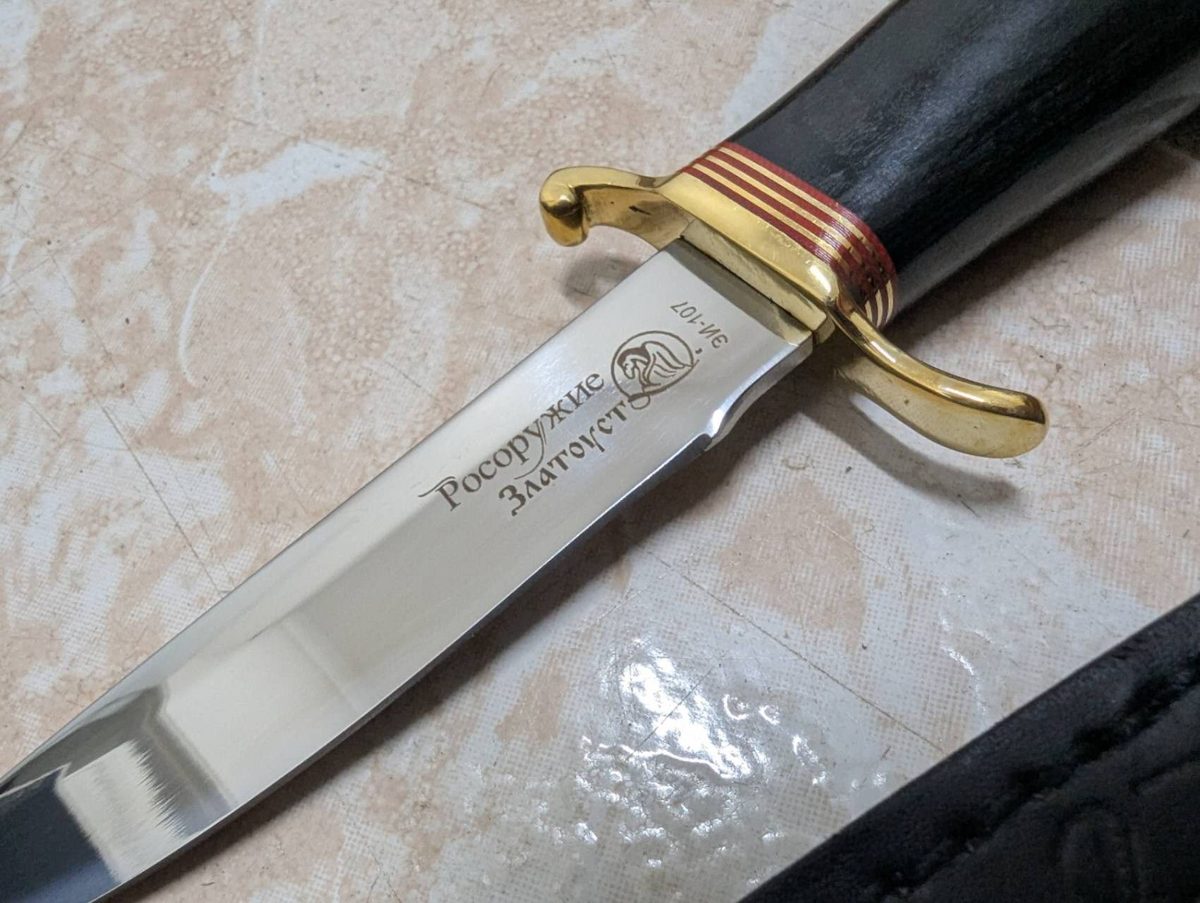 Russian-Style Finka Knife — Collectible Reproduction - detail view 4