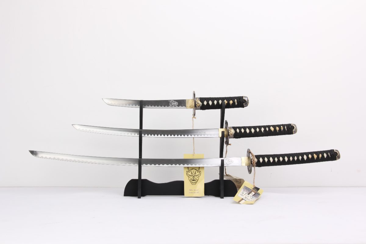 Set of 3 — Kill Bill Devil Katana Wakizashi Tanto (Collectible Display Replica) - detail view 2