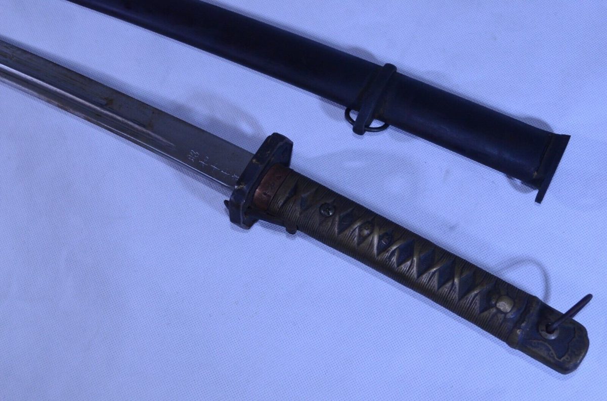 WWII-Style Japanese Officer Sword - Display Reproduction - detail view 7