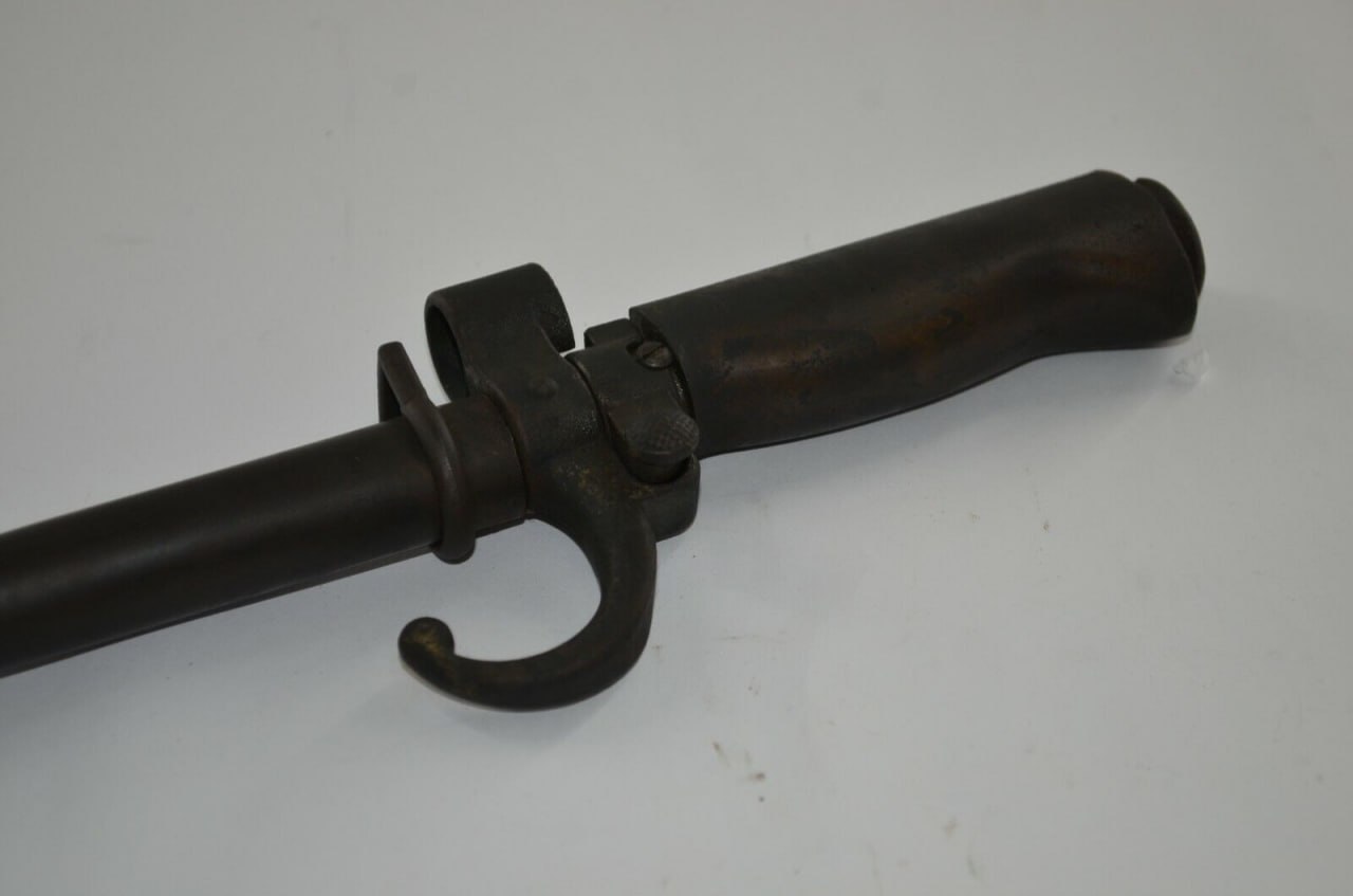WWI/WWII-Style French Spike Bayonet - detail view 2